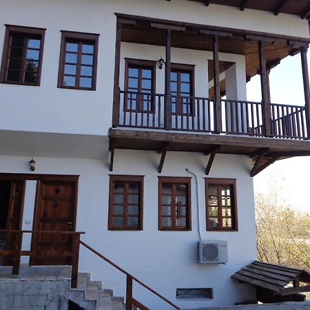 Hotel Demaj Berat Exterior photo