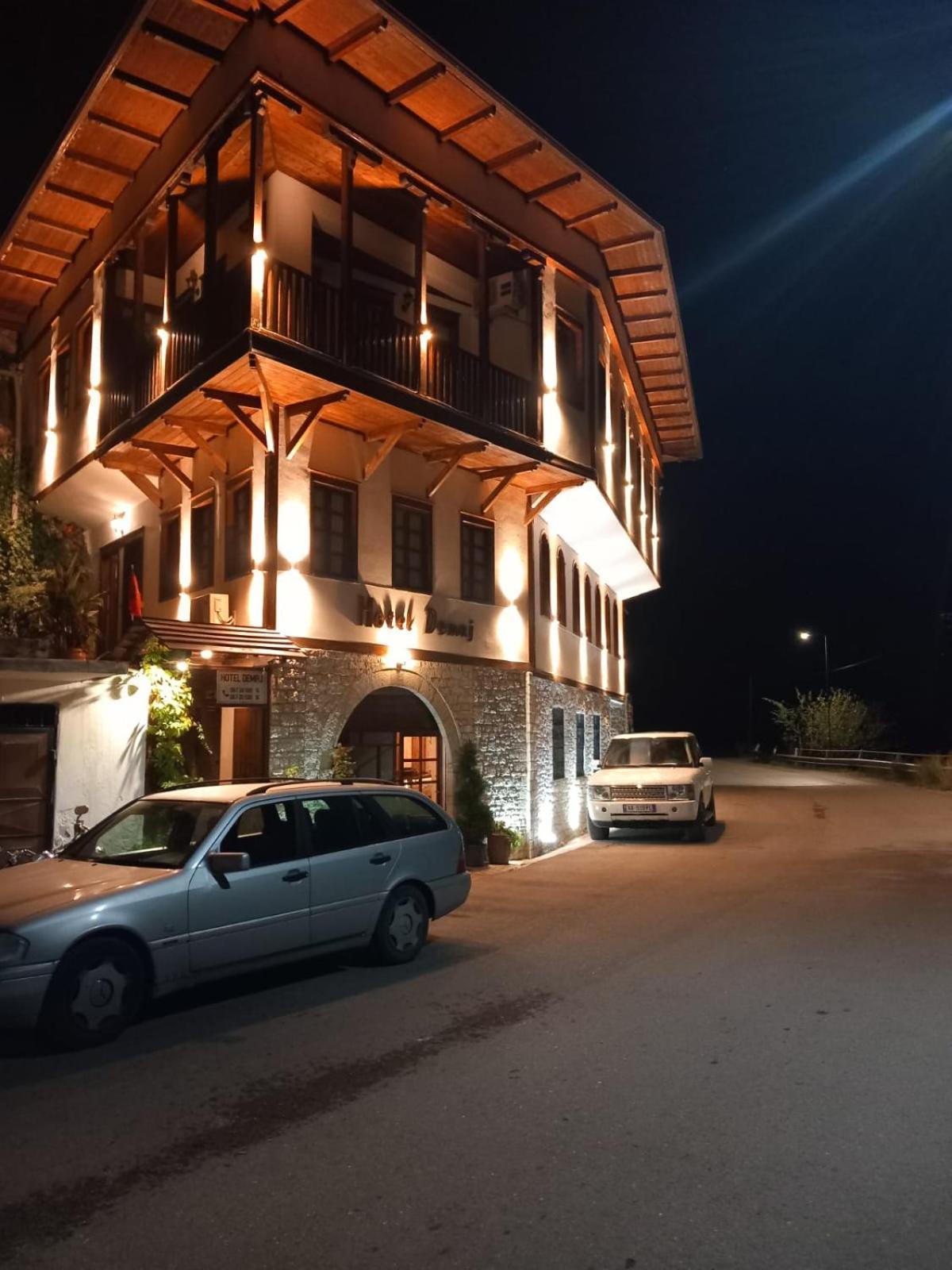 Hotel Demaj Berat Exterior photo