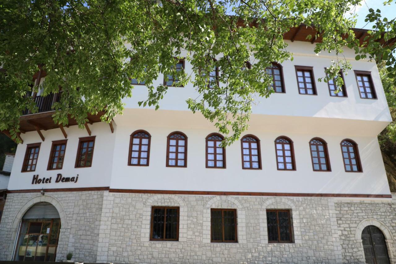 Hotel Demaj Berat Exterior photo