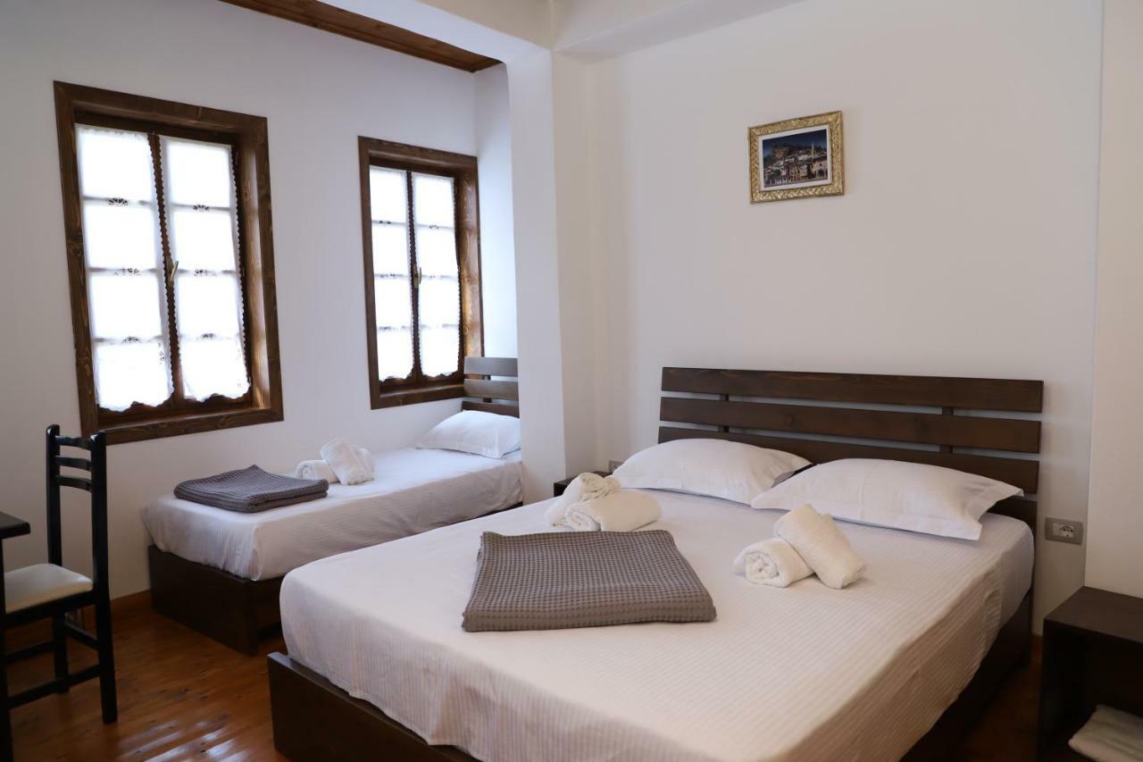 Hotel Demaj Berat Exterior photo